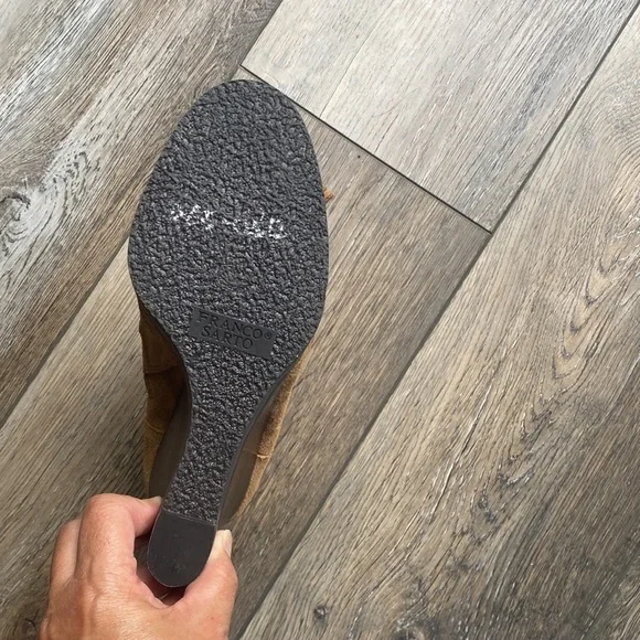 NWOT Franco Sarto Booties - Picture 5 of 9